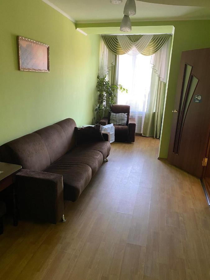 Apartments Umanʼ エクステリア 写真