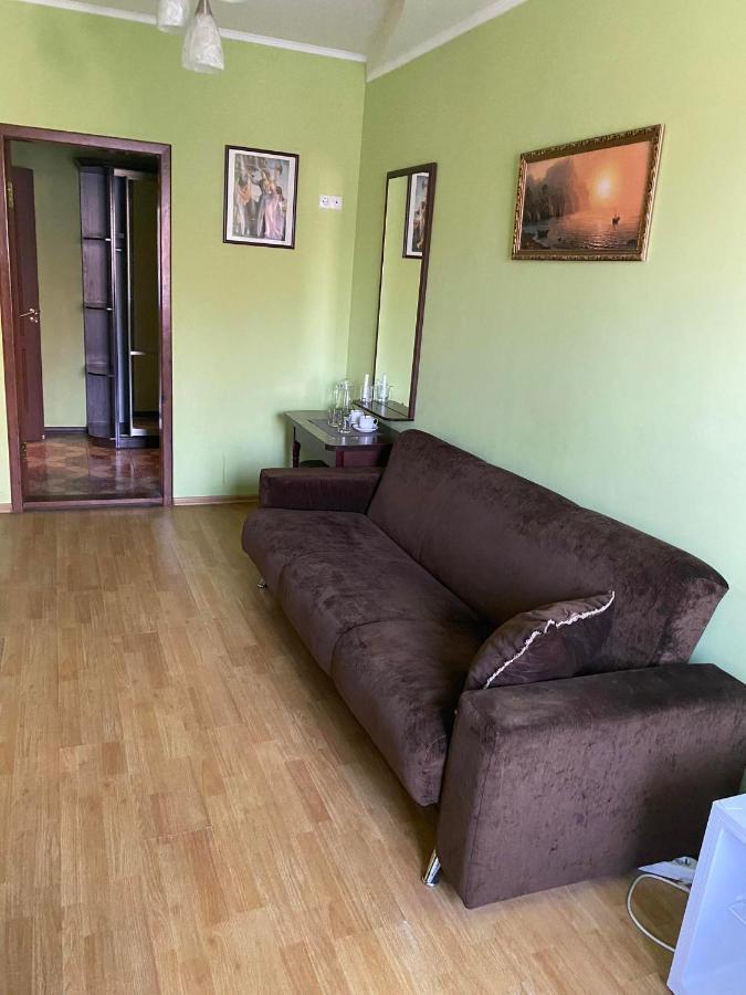Apartments Umanʼ エクステリア 写真