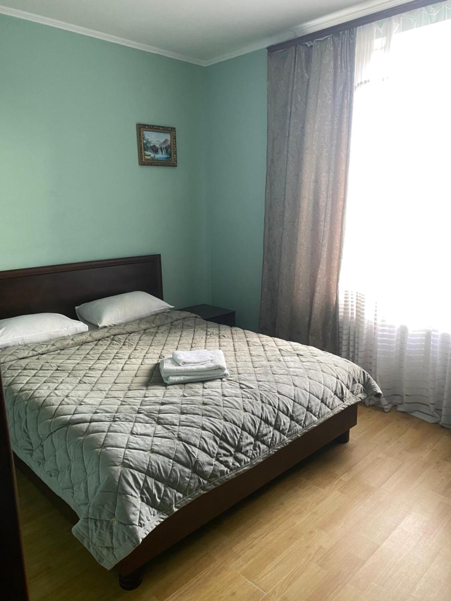 Apartments Umanʼ エクステリア 写真
